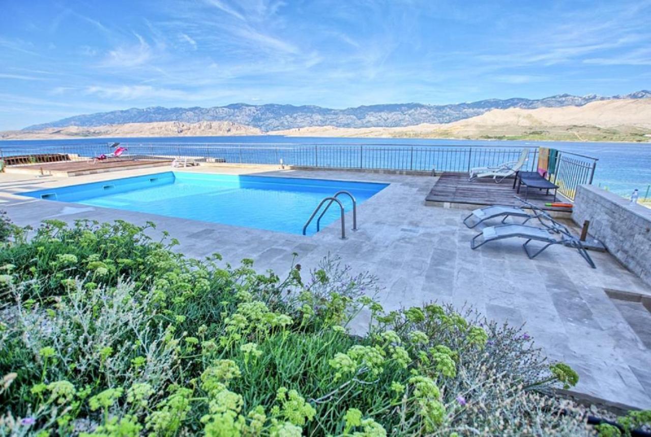Sea View & Pool Studio Pag Town Buitenkant foto